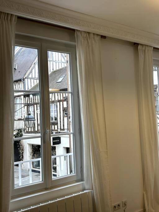 Le Petit Paris Compiegne Appartement Buitenkant foto