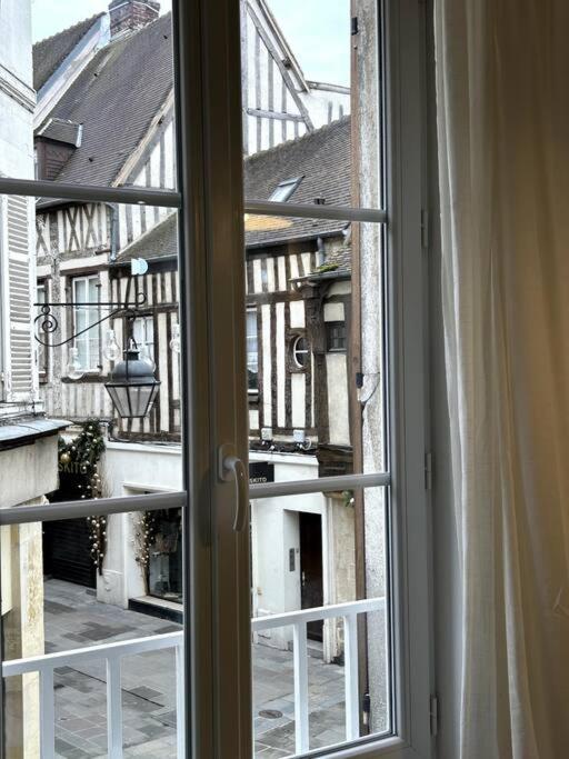Le Petit Paris Compiegne Appartement Buitenkant foto
